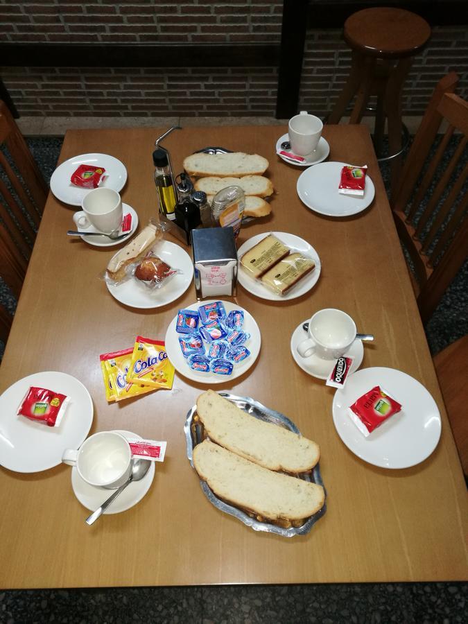 Hostal Понсебос Екстериор снимка